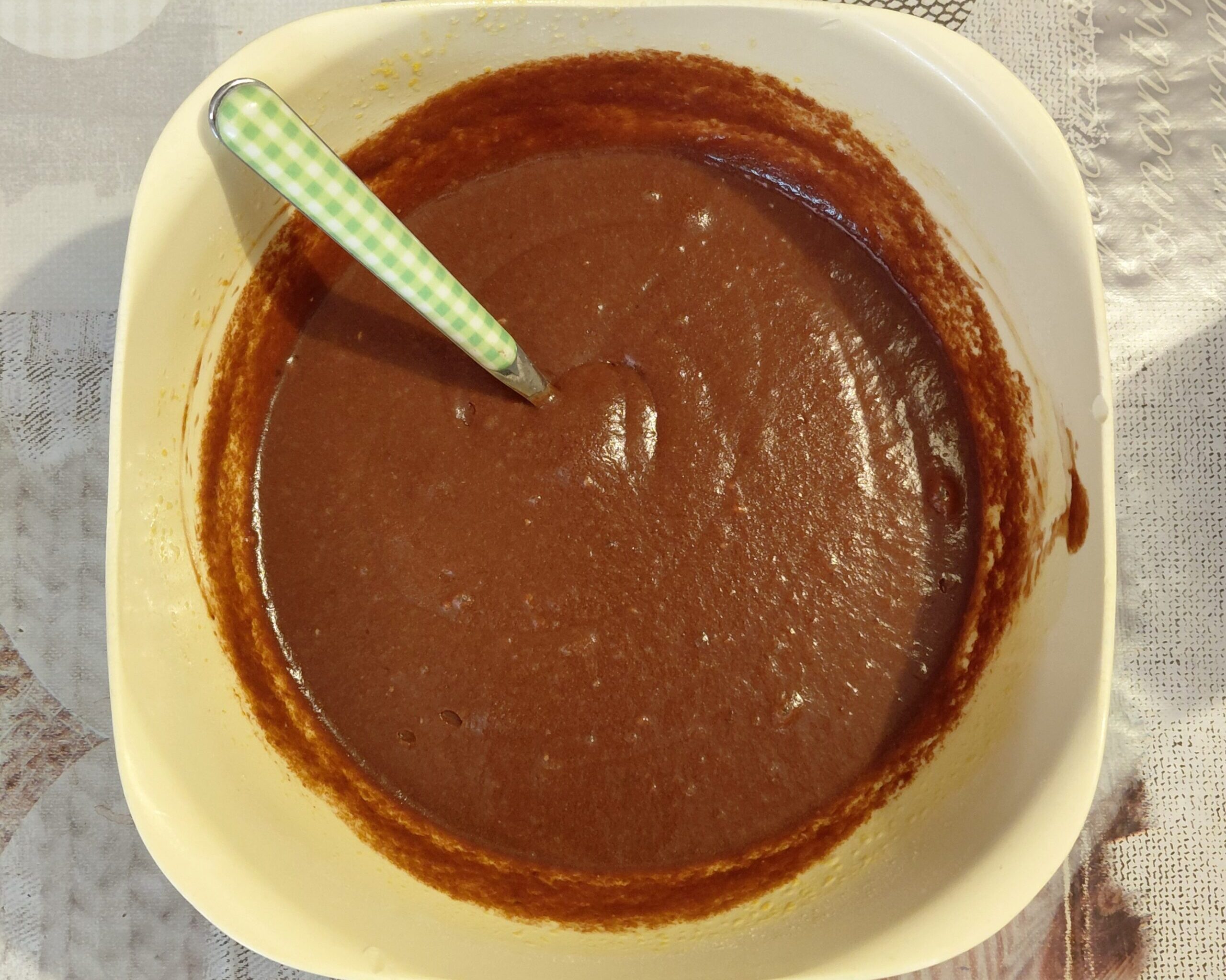 Composto con il cioccolato aggiunto